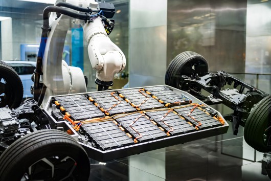 Building a sustainable and competitive battery raw materials industry in Europe – How can it be achieved?