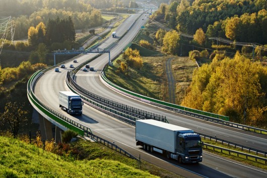 Integrated National Energy and Climate Plans: Transport Decarbonisation Options for Member States 